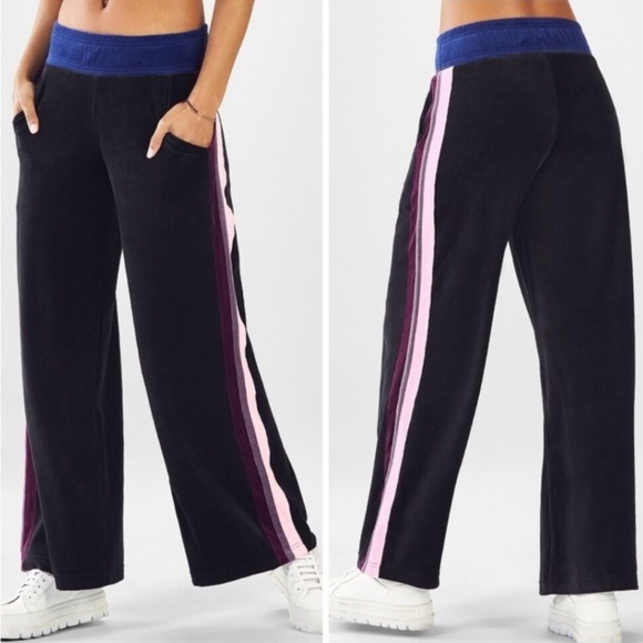 Fabletics Georgina Edith Velour 2-piece Sweater and Pants Set - Picture 2 of 14